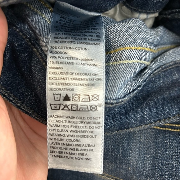 Levi's Mid-Rise Straight Women's Jeans - Picture 13 of 13